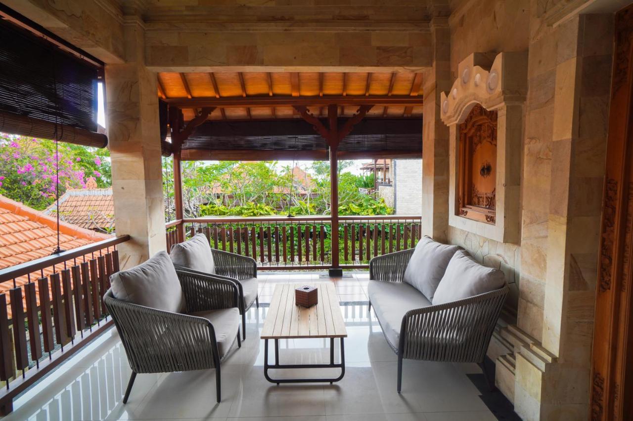 Giri Bhagawan Villas & Spa Nusa Dua  Exterior photo
